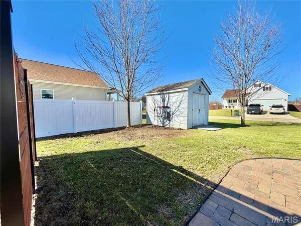 $294,700 | 113 Joe D Drive, Jonesburg, MO 63351