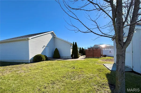 $294,700 | 113 Joe D Drive, Jonesburg, MO 63351
