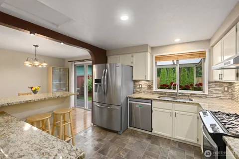 $775,000 | 904 214th Place Southwest, Lynnwood, WA 98036