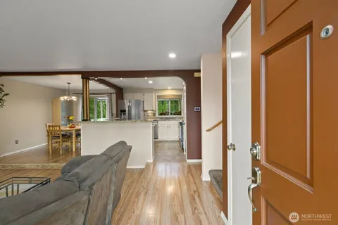 $775,000 | 904 214th Place Southwest, Lynnwood, WA 98036