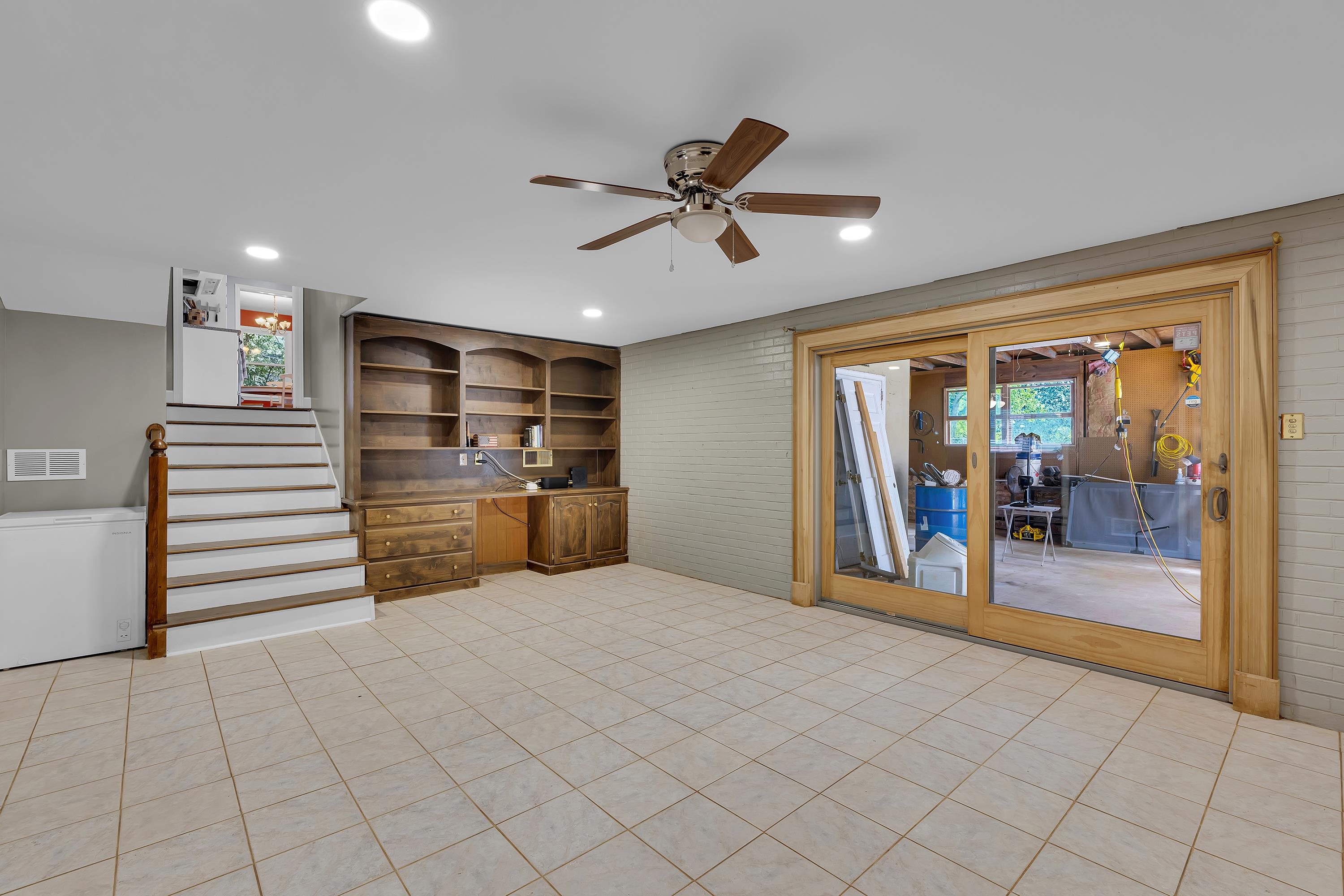 2209 Edgefield Road Spartanburg, SC 29302 - Photo 17 of 35 Gallery Image 17