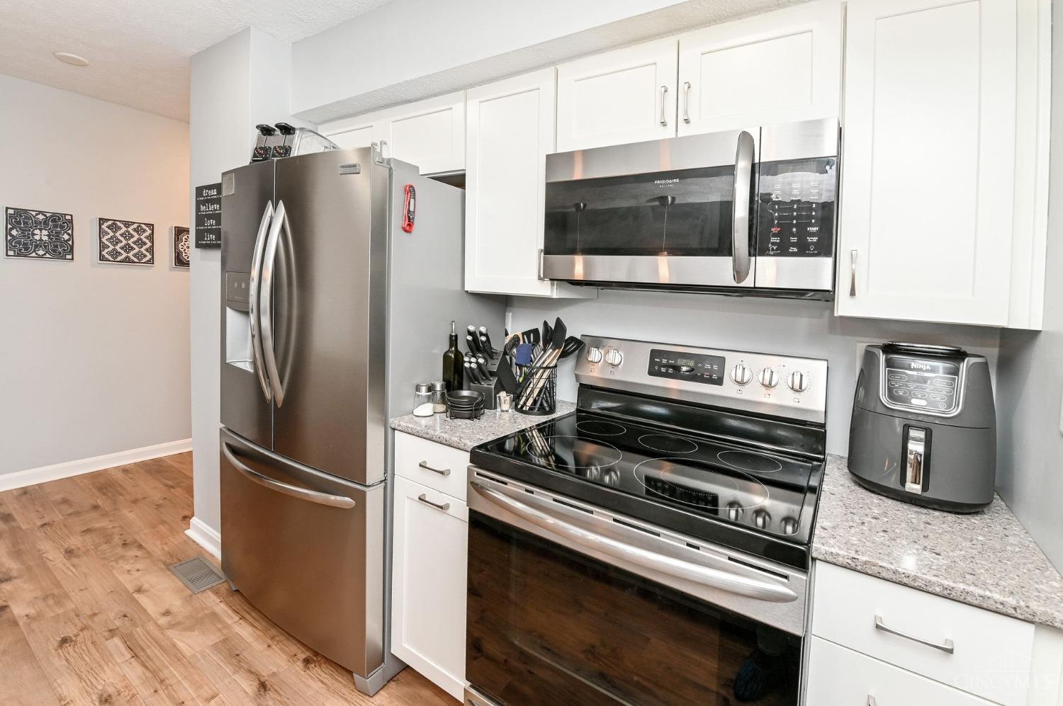 10555 Montgomery Road, Unit 98 Montgomery, OH 45242 - Photo 7 of 42