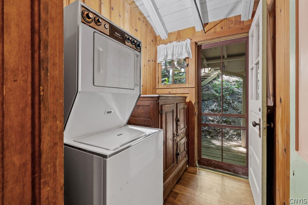 120 Ridings Drive Niles, NY 13077 - Photo 17 of 26 Entry way - laundry