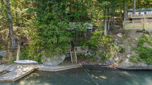 $999,000 | 120 Ridings Drive, Niles, NY 13077