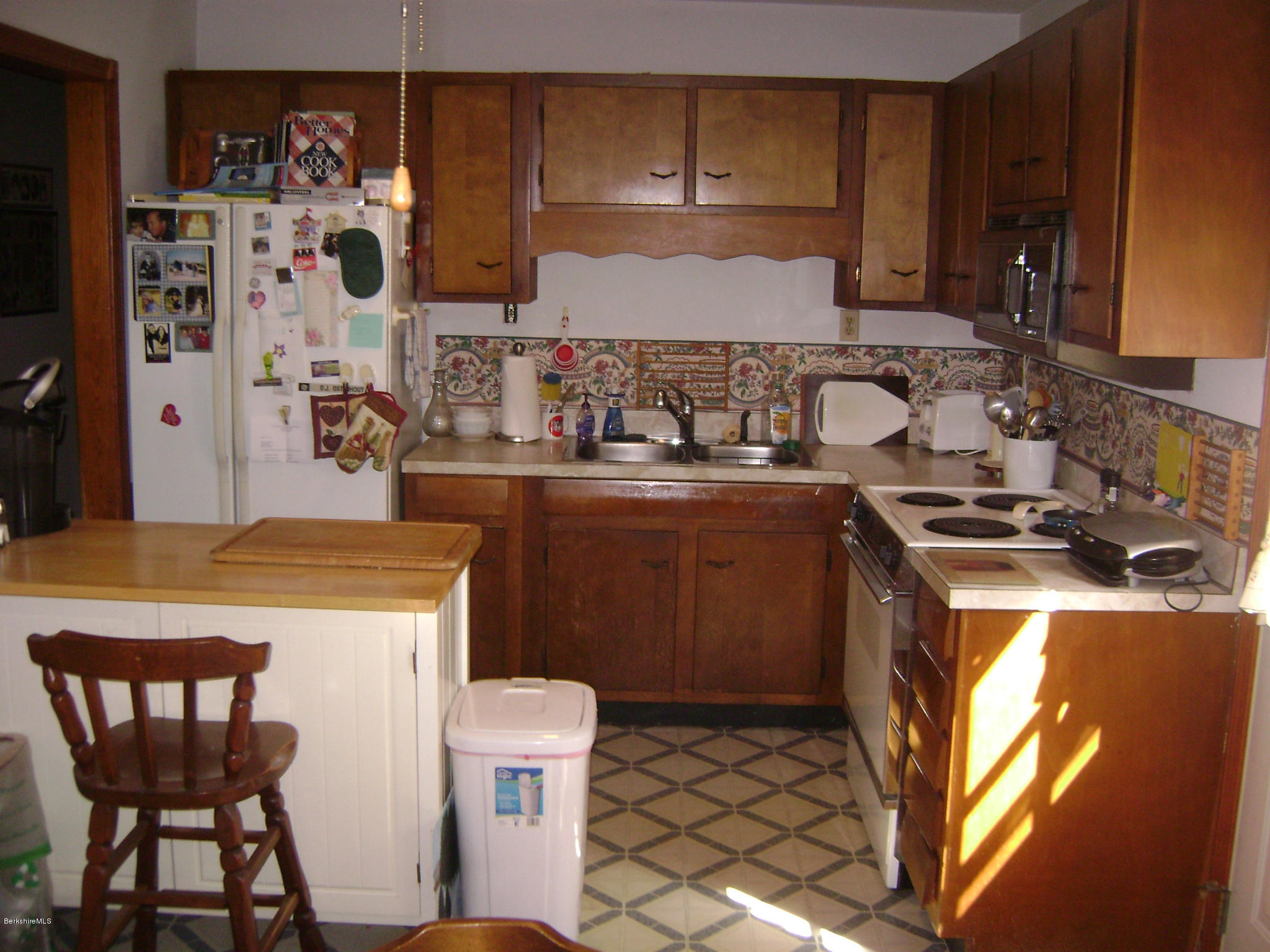 229 East Road Adams, MA 01220 - Photo 8 of 16 DSC06093