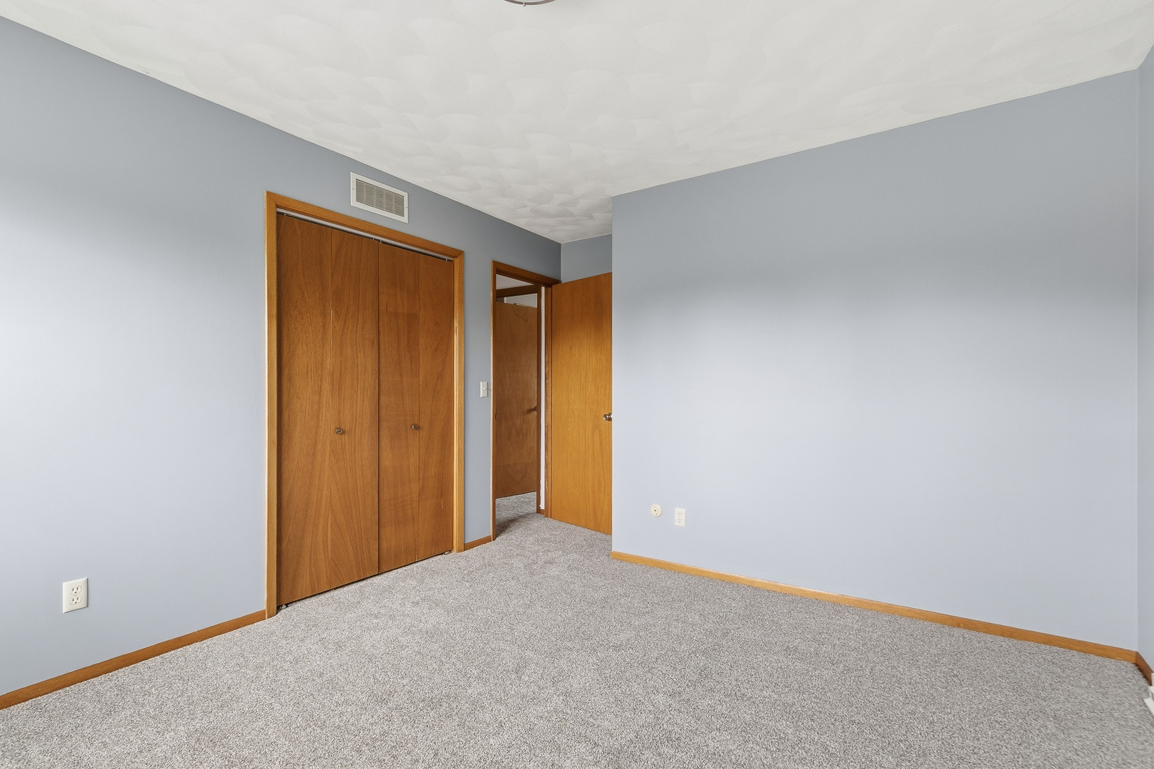 3503 32nd Street Moline, IL 61265 - Photo 25 of 32 a view of an empty room