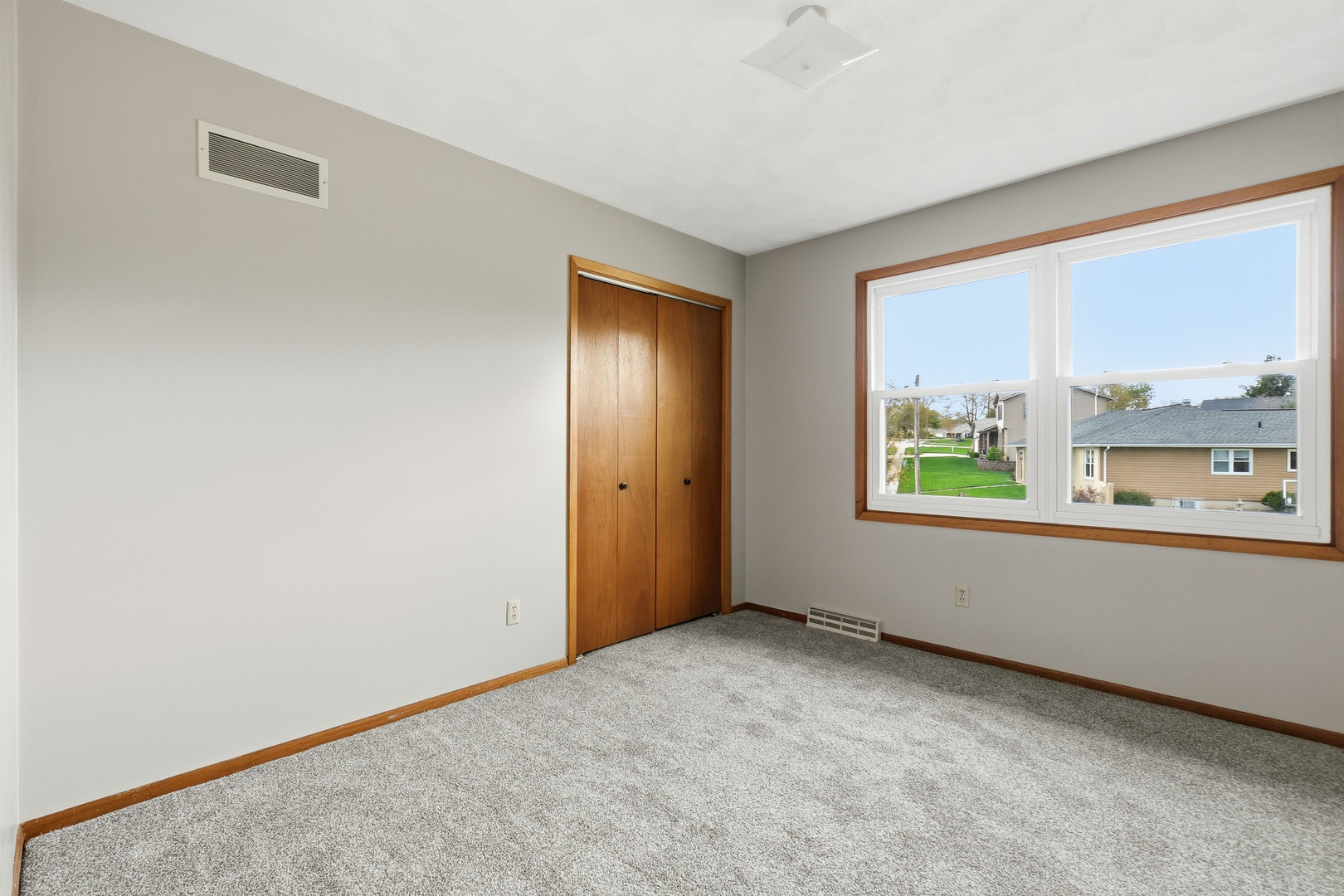 3503 32nd Street Moline, IL 61265 - Photo 26 of 32 an empty room with windows