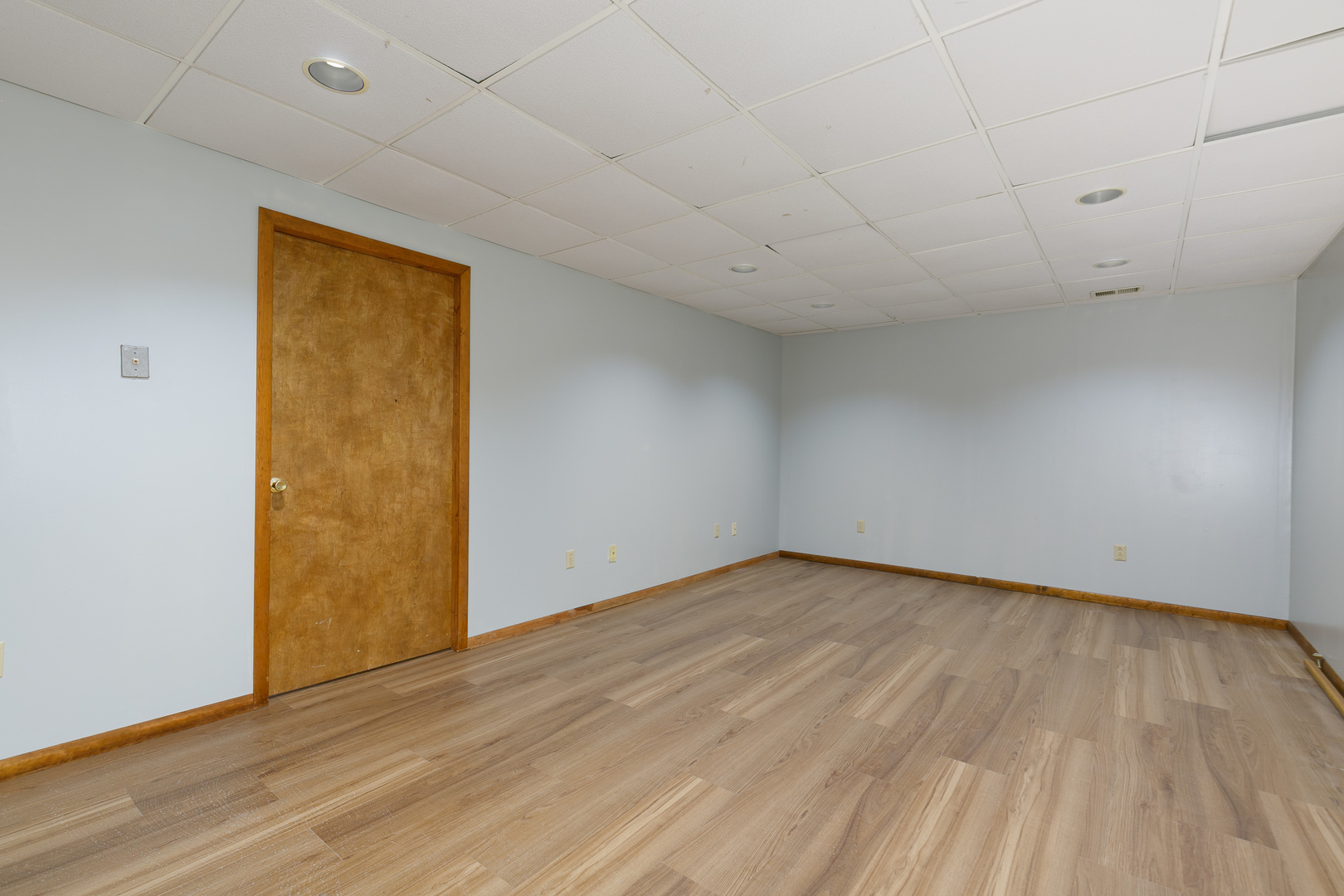 3503 32nd Street Moline, IL 61265 - Photo 30 of 32 a view of an empty room with wooden floor