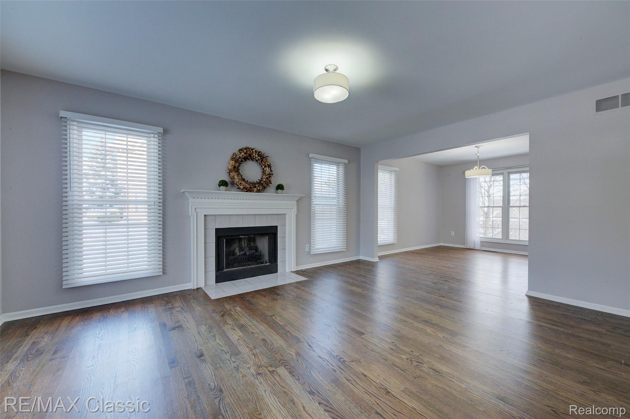 1014 Pointe Pl Boulevard Rochester, MI 48307 - Photo 17 of 80 930A3129_30_31.jpg