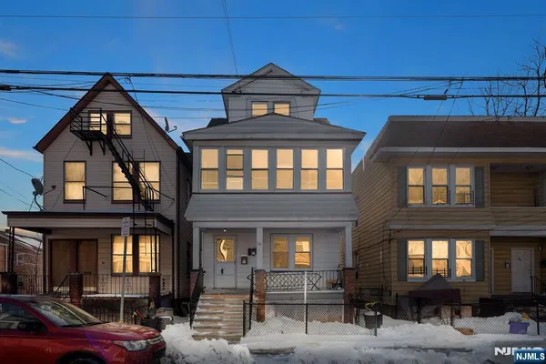 $630,000 | 134 Dewey Street, Newark, NJ 07112