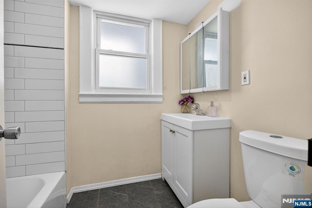 134 Dewey Street Newark, NJ 07112 - Photo 14 of 25