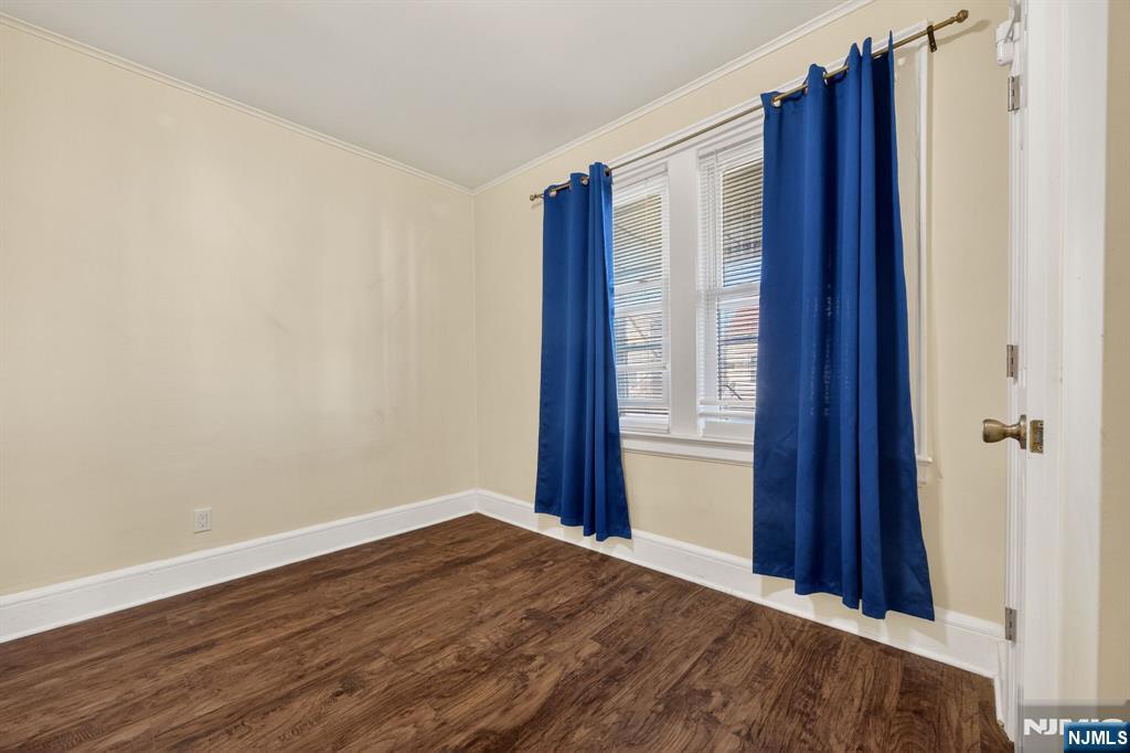 134 Dewey Street Newark, NJ 07112 - Photo 16 of 25