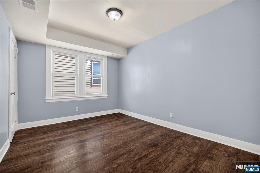 134 Dewey Street Newark, NJ 07112 - Photo 19 of 25