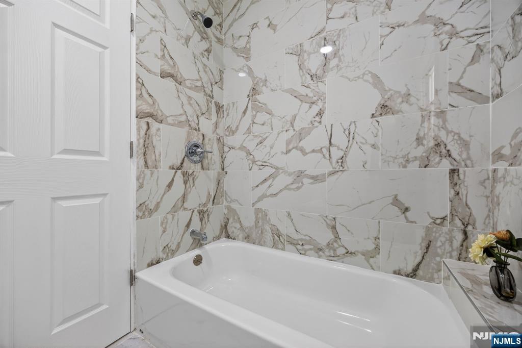 134 Dewey Street Newark, NJ 07112 - Photo 7 of 25