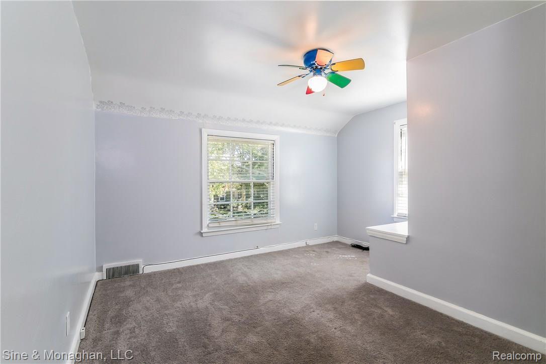 3867 Harvard Road Detroit, MI 48224 - Photo 21 of 40 020-Bedroom-4849818-large.jpg