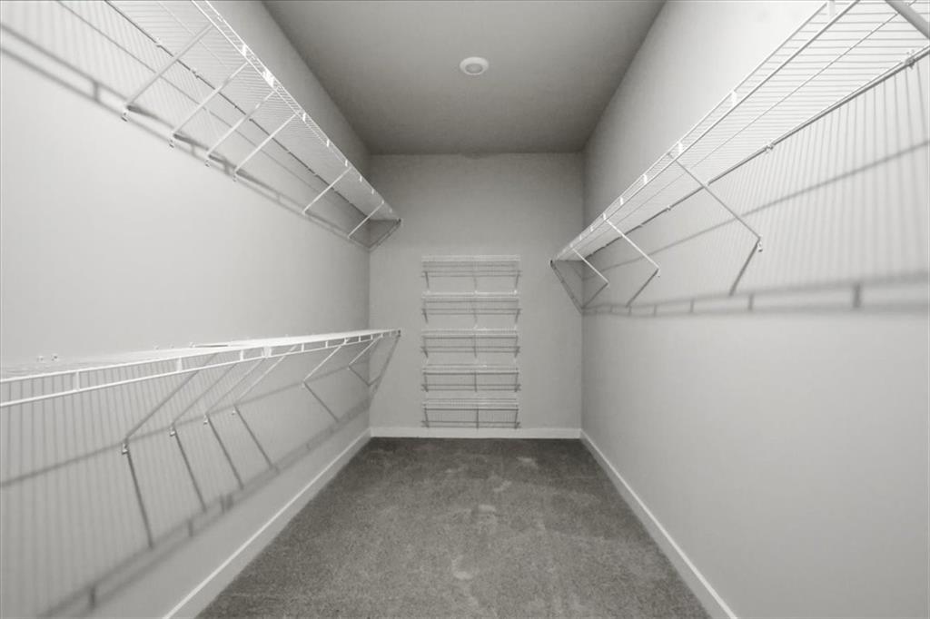 4057 Links Boulevard Jefferson, GA 30549 - Photo 39 of 58 a view of walk in closet