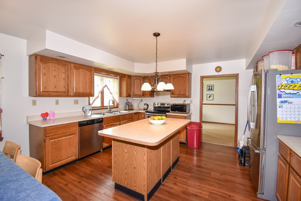 24 Meadowvale Road Plattsburgh, NY 12901 - Photo 7 of 25 Gallery Image 7