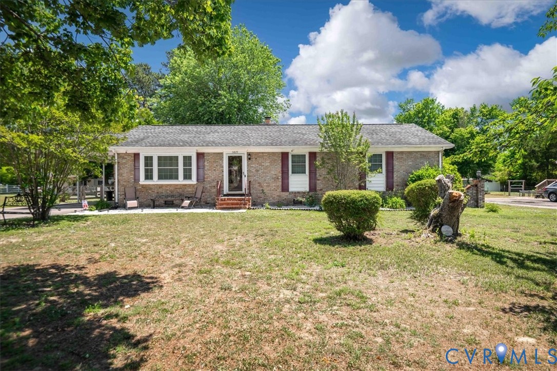 5809 Sutherland Drive Sutherland, VA 23885 - Photo 2 of 42