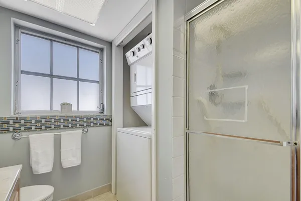 $2,900 | 300 John F Kennedy Drive, Unit PH8, Atlantis, FL 33462