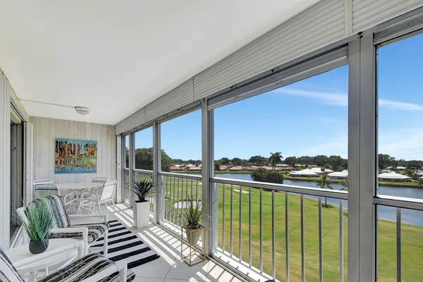 $2,900 | 300 John F Kennedy Drive, Unit PH8, Atlantis, FL 33462