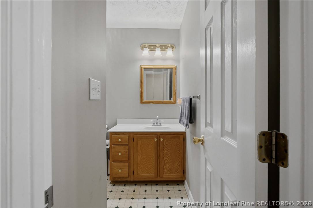 135 Partridge Road Fayetteville, NC 28306 - Photo 33 of 43