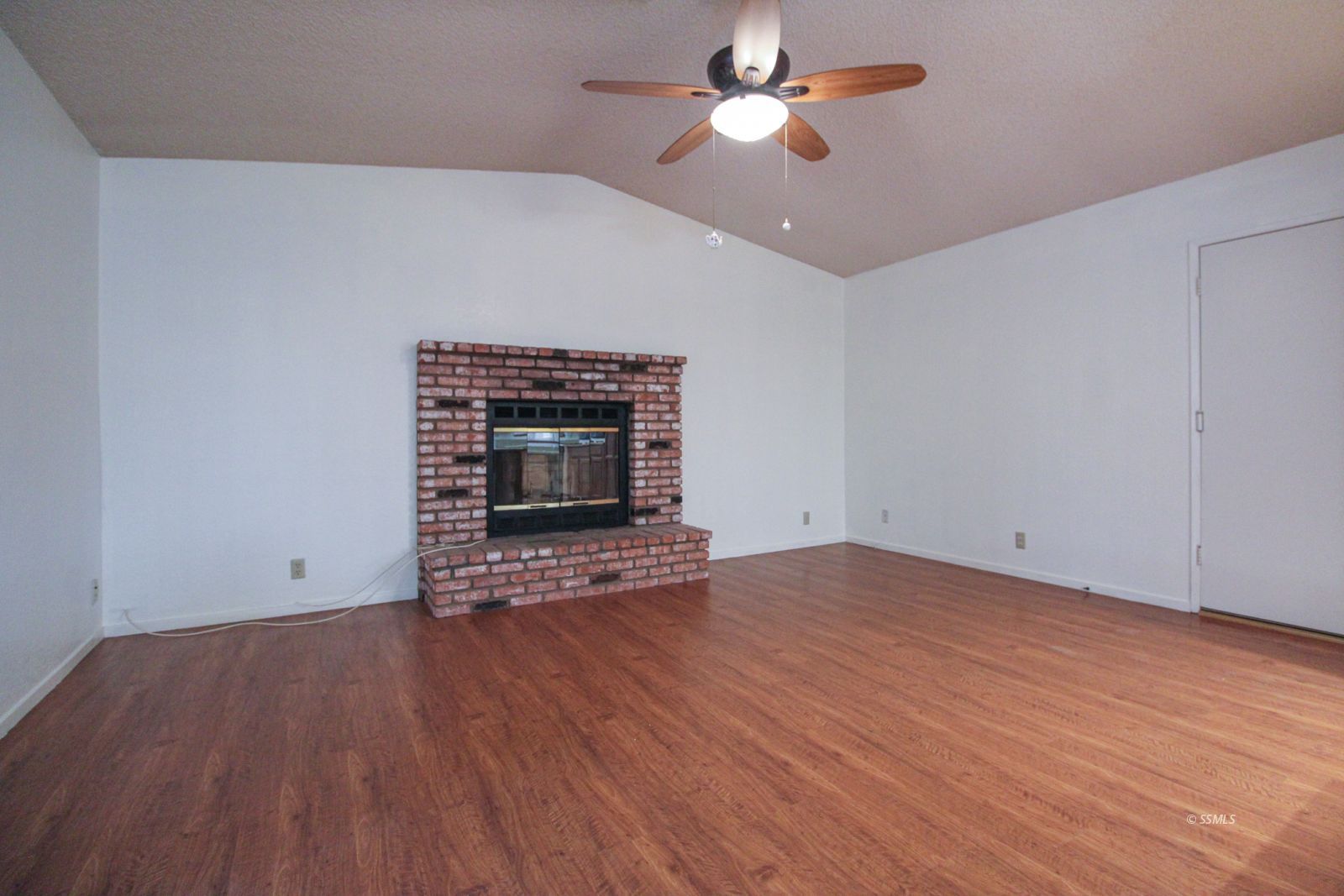 621 South Sorrel Street Ridgecrest, CA 93555 - Photo 13 of 37