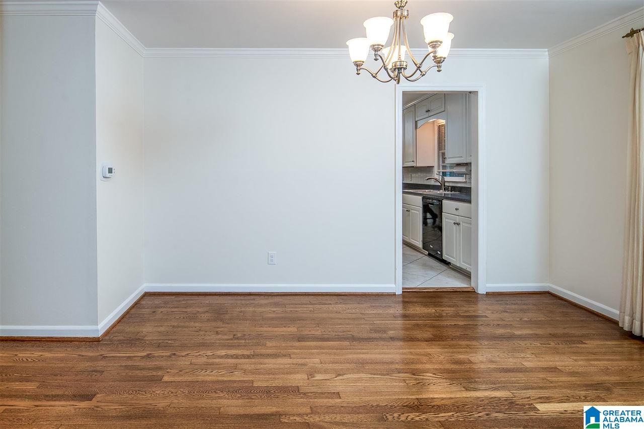 706 Warwick Road Birmingham, AL 35209 - Photo 14 of 32