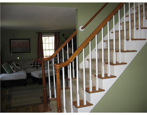 10 Wicklow Road Westerly, RI 02891 - Photo 6 of 15 Entry.