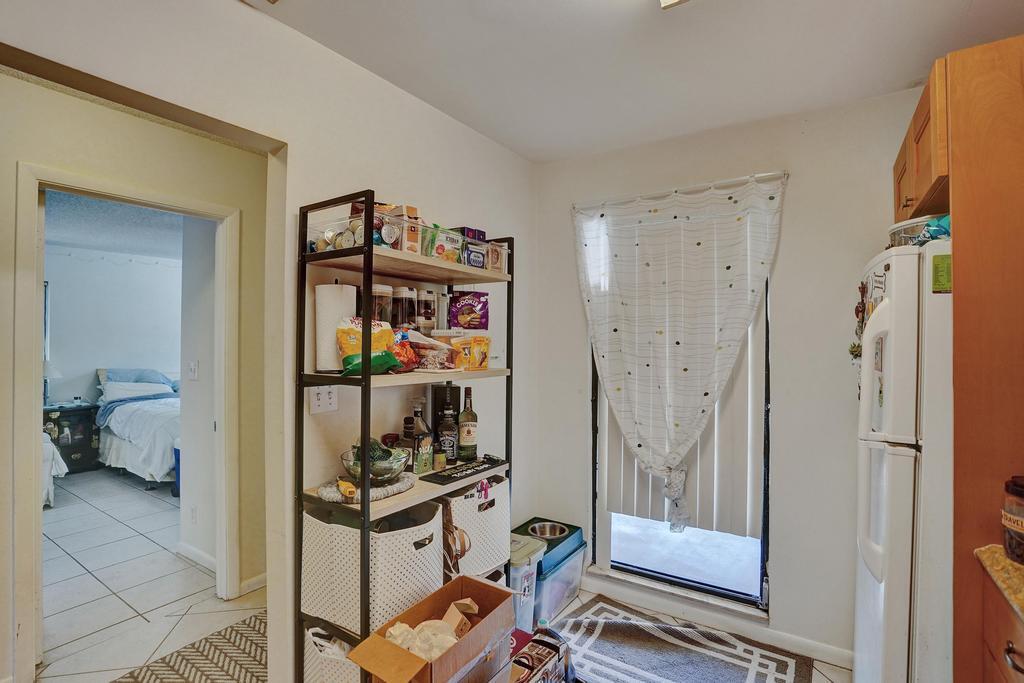 230 Southwest 1st Street Boca Raton, FL 33432 - Photo 22 of 62 DSC00038