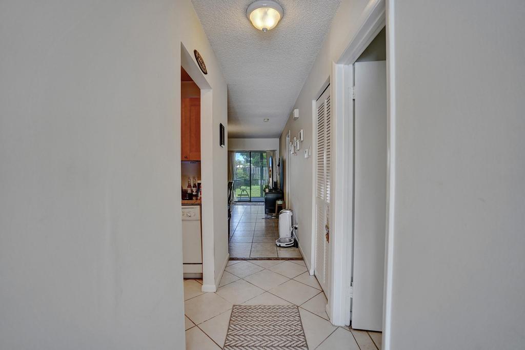 230 Southwest 1st Street Boca Raton, FL 33432 - Photo 23 of 62 DSC00041