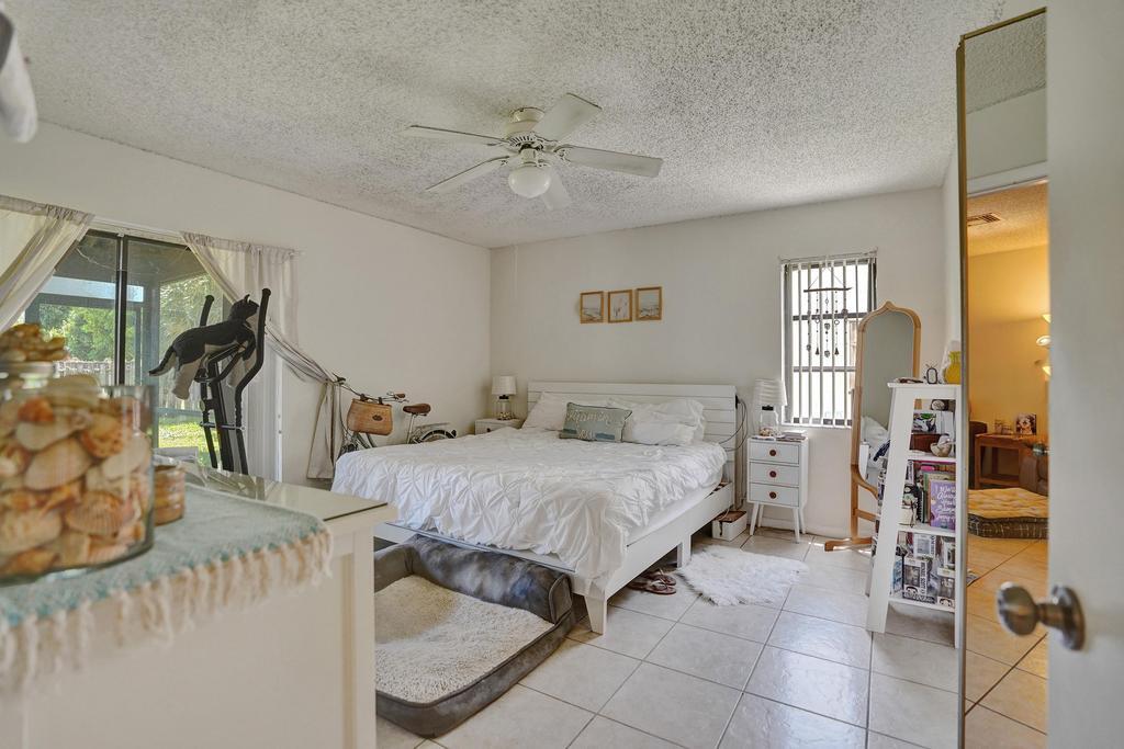 230 Southwest 1st Street Boca Raton, FL 33432 - Photo 35 of 62 DSC00095