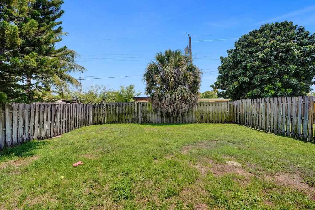 230 Southwest 1st Street Boca Raton, FL 33432 - Photo 61 of 62 DSC09992