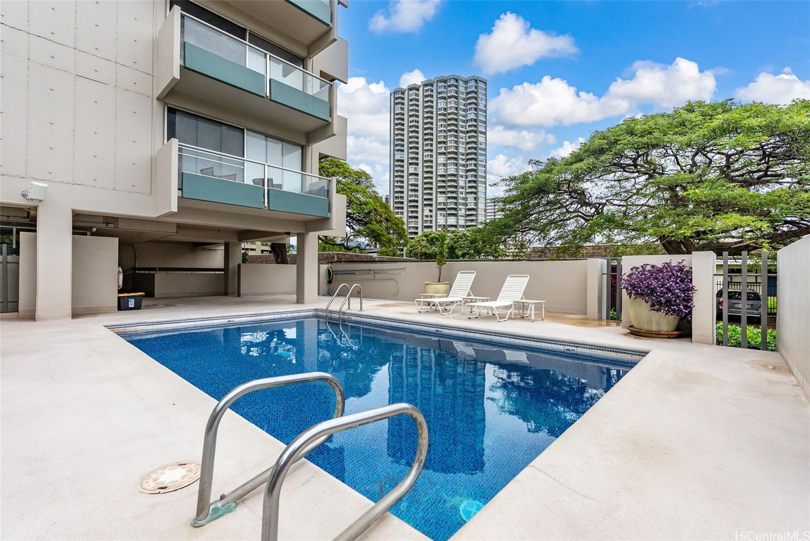 240 Makee Road, Unit 12C Honolulu, HI 96815 - Photo 22 of 25 Gallery Image 22