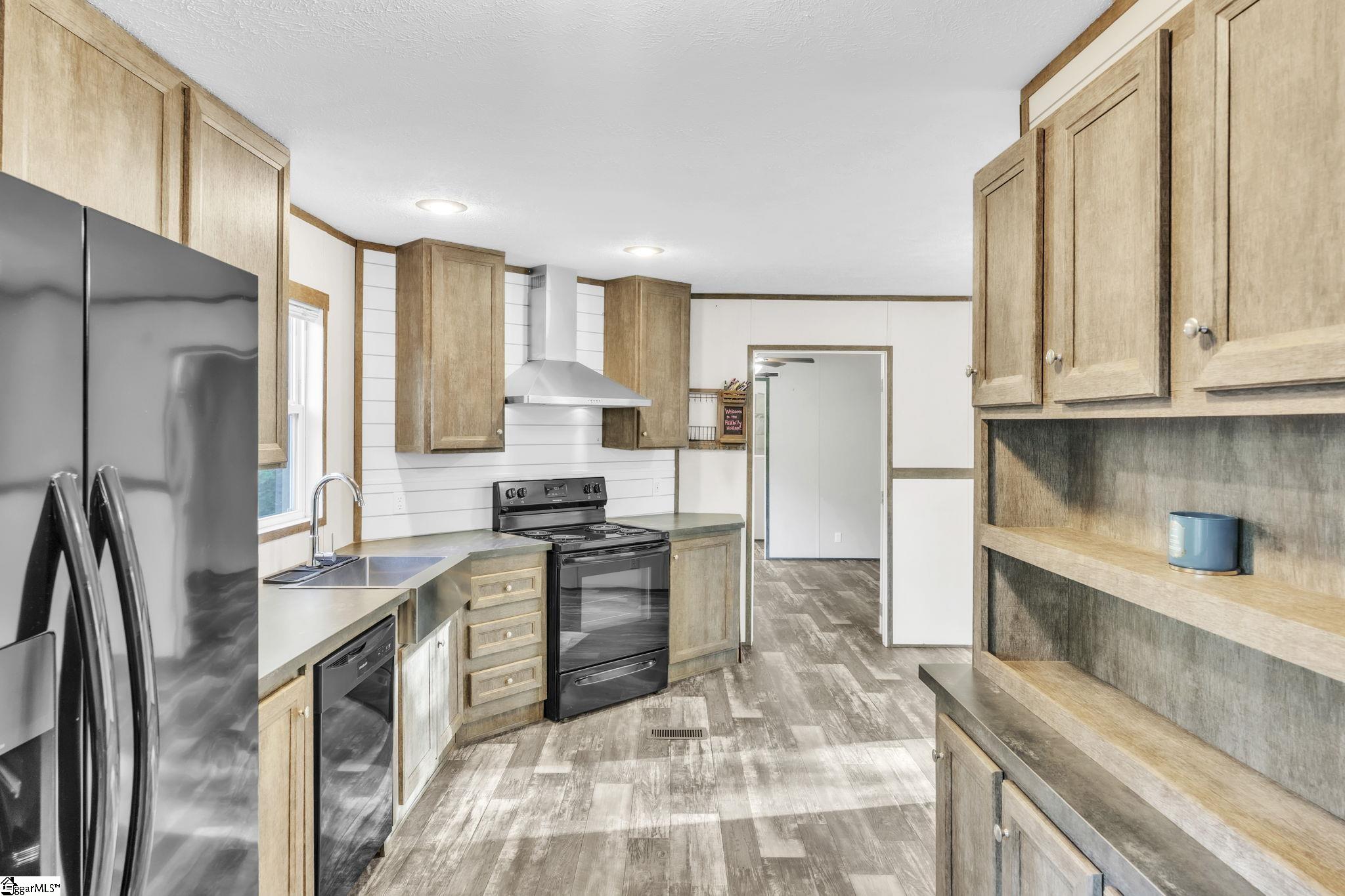 145 Bellwood Road Pickens, SC 29671 - Photo 5 of 22 Appliances included in sale.