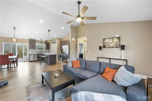 $325,000 | 1136 Stone Henge Court, Pevely, MO 63070