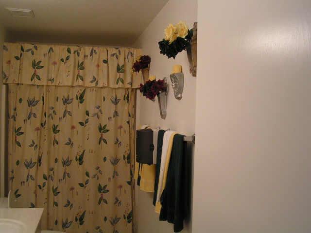 1820 East Vineyard Road Phoenix, AZ 85042 - Photo 3 of 6 Additional Photo
