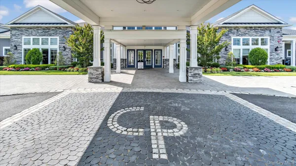 $749,999 | 272 Silver Timber Drive, Yaphank, NY 11980