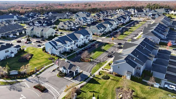 $749,999 | 272 Silver Timber Drive, Yaphank, NY 11980