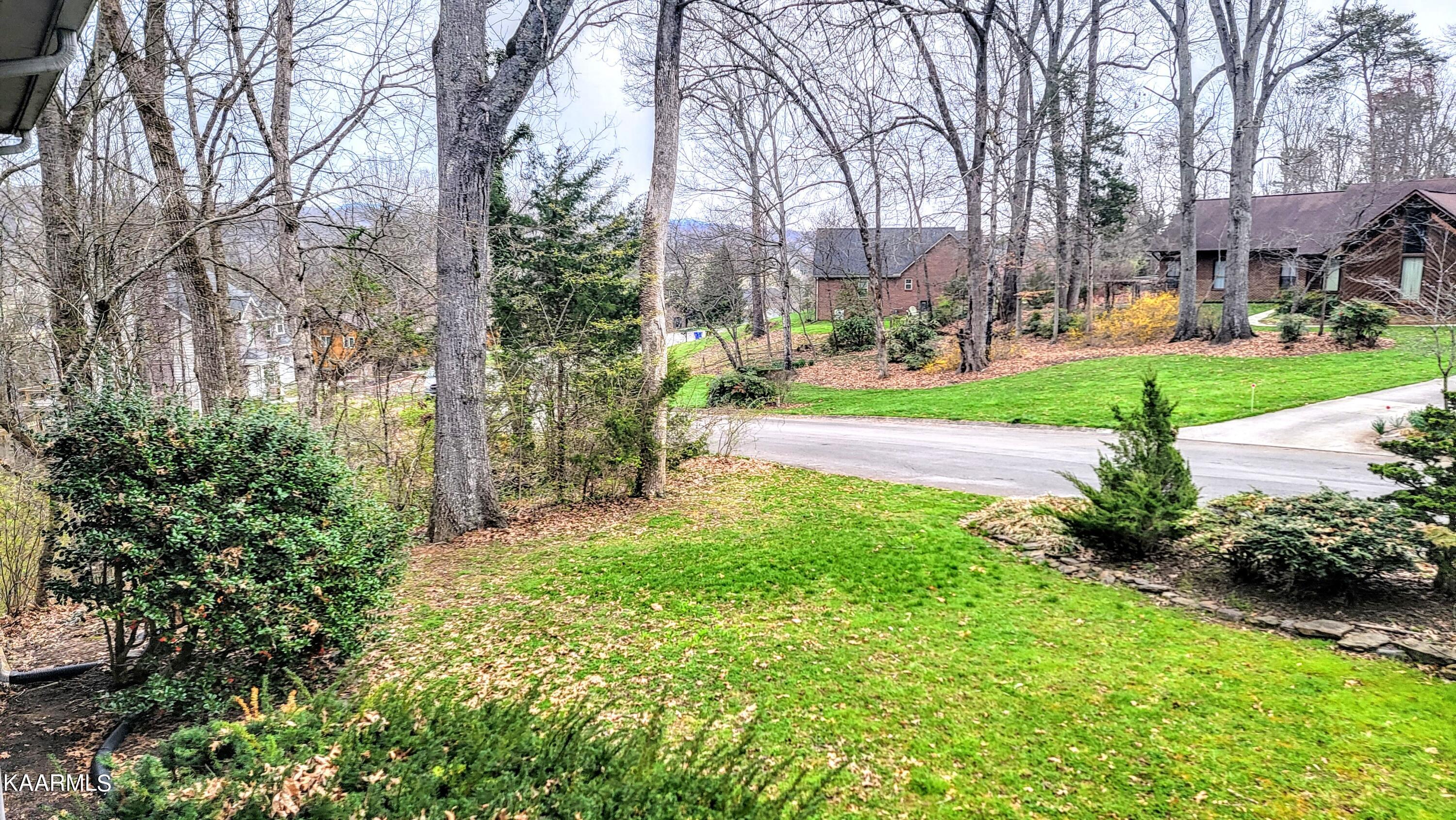 109 Clifton Circle Oak Ridge, TN 37830 - Photo 36 of 36 Neighborhood0220318_110916