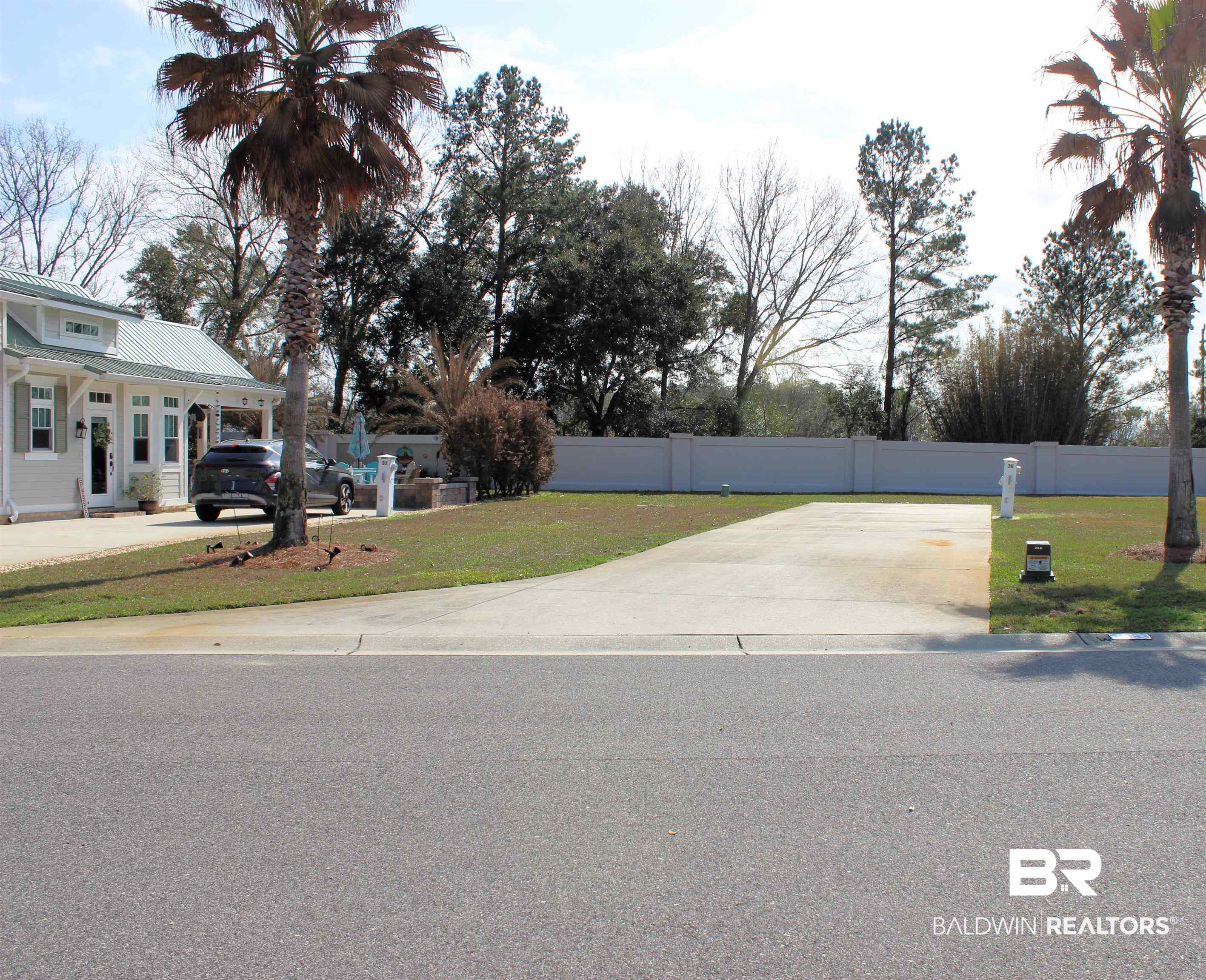 11993 Gateway Drive Elberta, AL 36530 - Photo 3 of 44 Exterior space