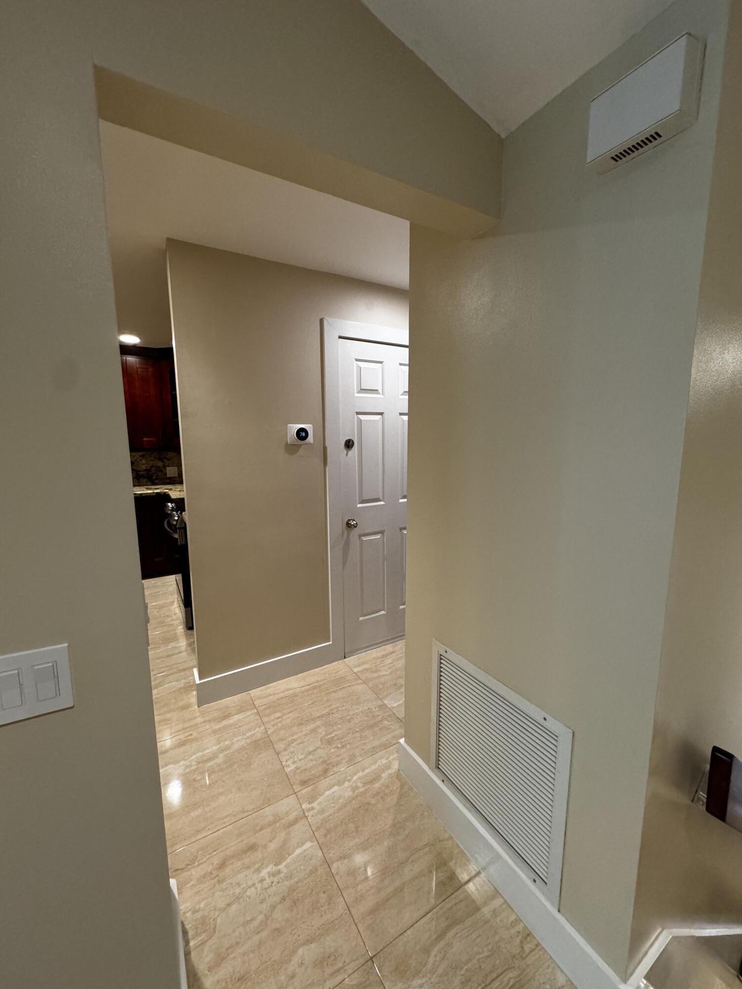 5520 Coach House Circle, Unit G Boca Raton, FL 33486 - Photo 7 of 41 7