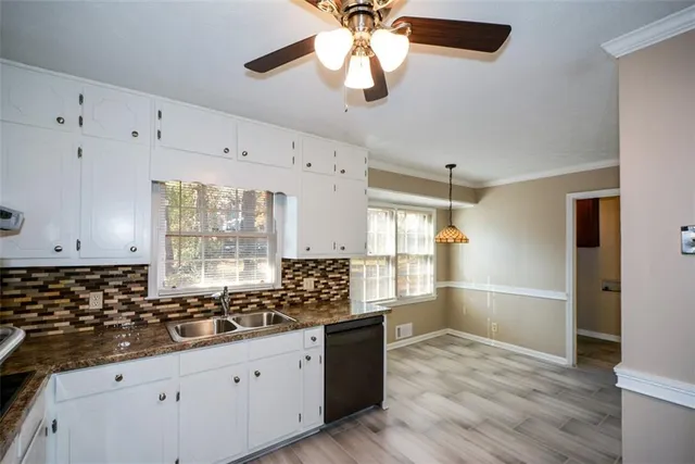 $1,700 | 1316 White Oak Street Southeast, Conyers, GA 30013