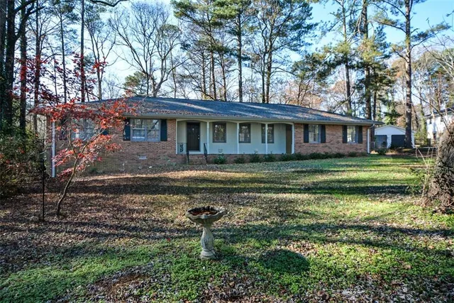 $1,700 | 1316 White Oak Street Southeast, Conyers, GA 30013