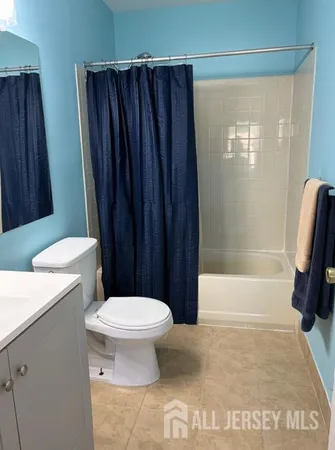 $2,600 | 395 Lancaster Court, Piscataway, NJ 08854