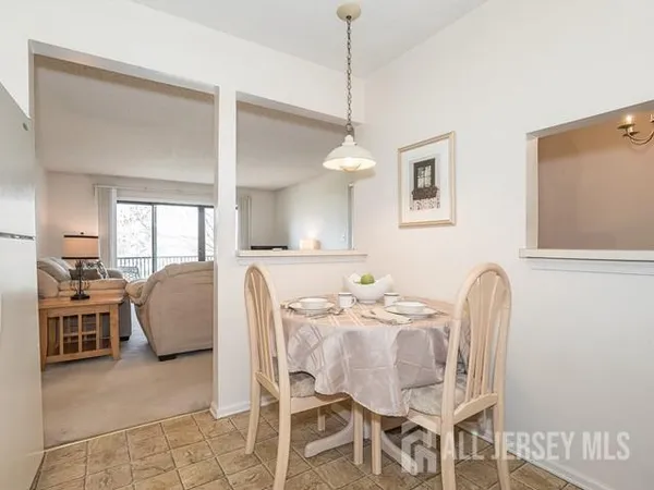 $2,600 | 395 Lancaster Court, Piscataway, NJ 08854
