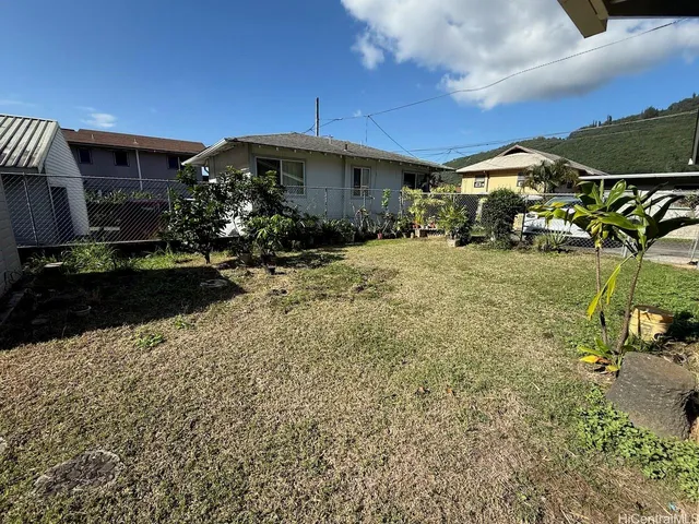 $3,400 | 2943 Kahaloa Drive, Honolulu, HI 96822