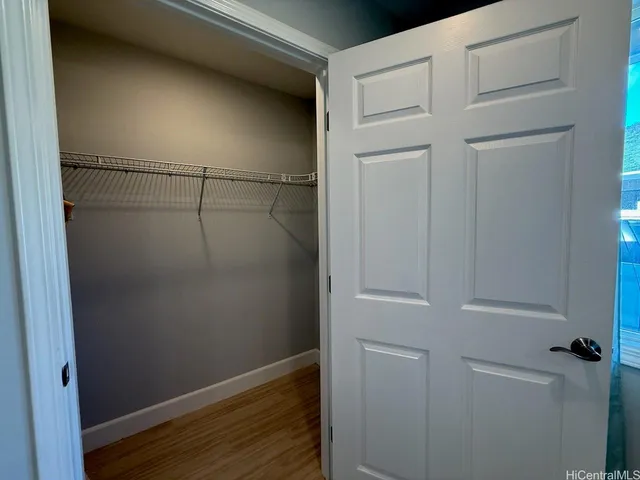 $3,400 | 2943 Kahaloa Drive, Honolulu, HI 96822