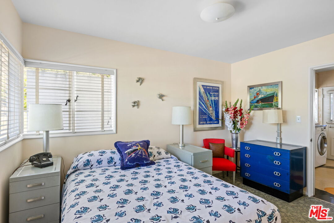3814 Amesbury Road Los Angeles, CA 90027 - Photo 23 of 57