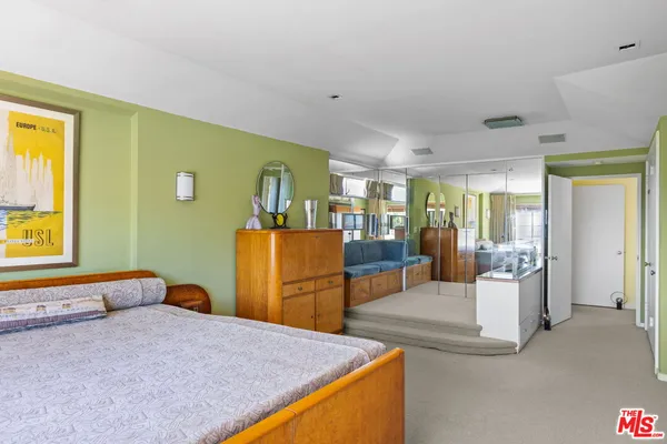 $3,495,000 | 3814 Amesbury Road, Los Angeles, CA 90027