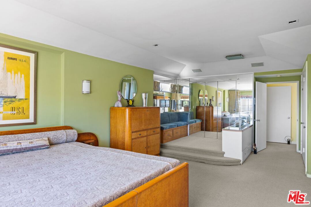 3814 Amesbury Road Los Angeles, CA 90027 - Photo 28 of 57